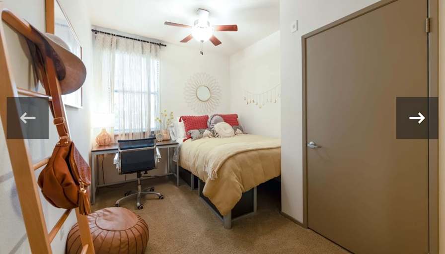 Miaonlee's room
