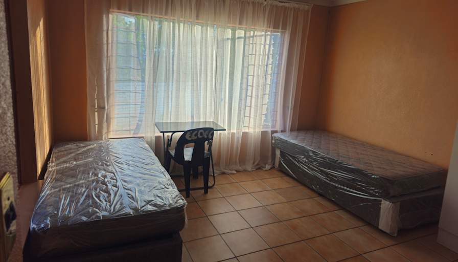 Kefiloe's room