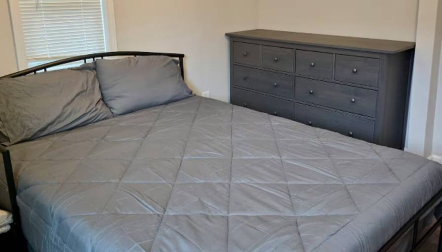 Caroline's room