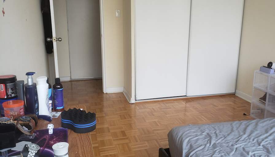 Chin's room