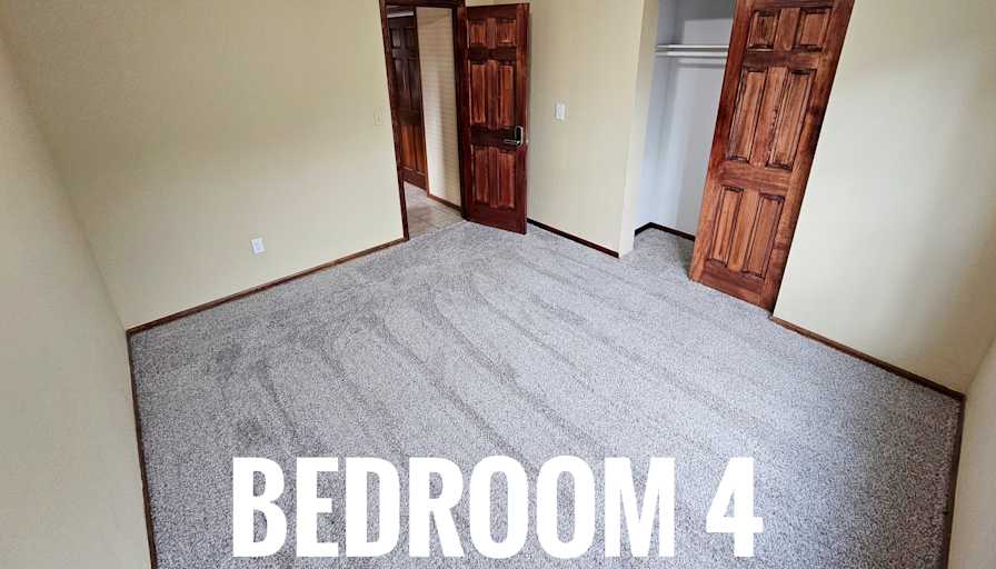 HomeCrew's room