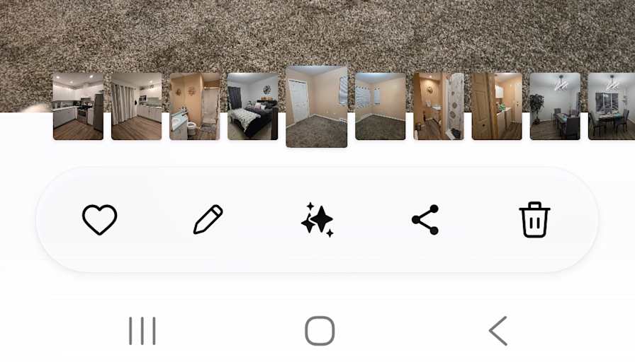 Lareina skolski's room