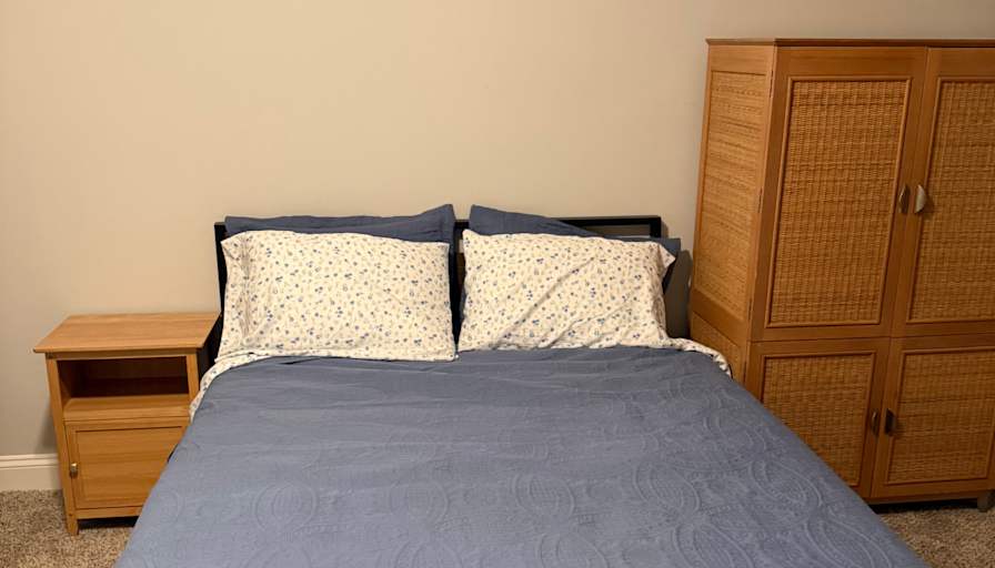 Paul Sundeen's room