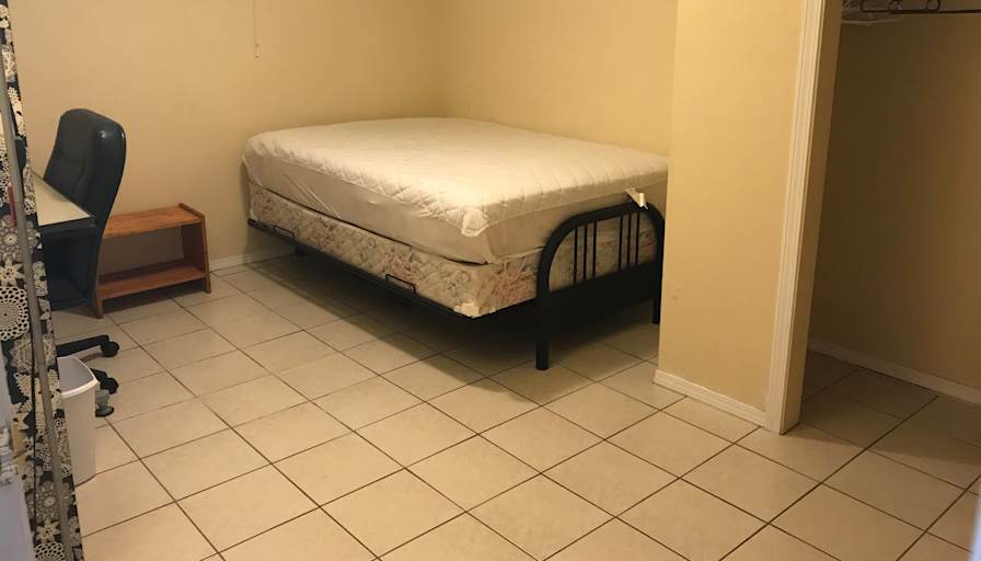 Samuel's room