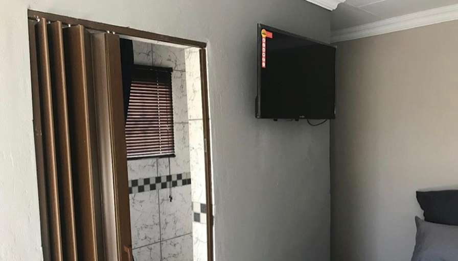 THABO's room