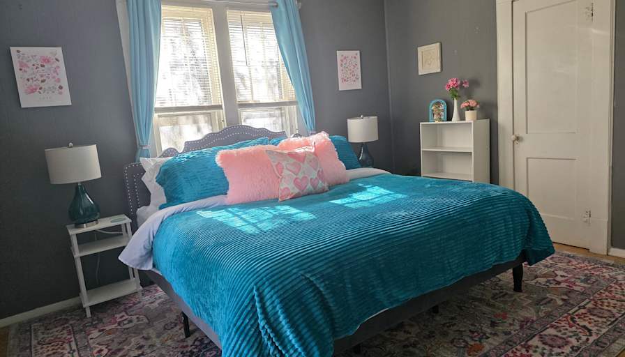 April Kathleen Hille's room