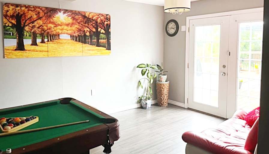 CATHERINE ZHANG's room