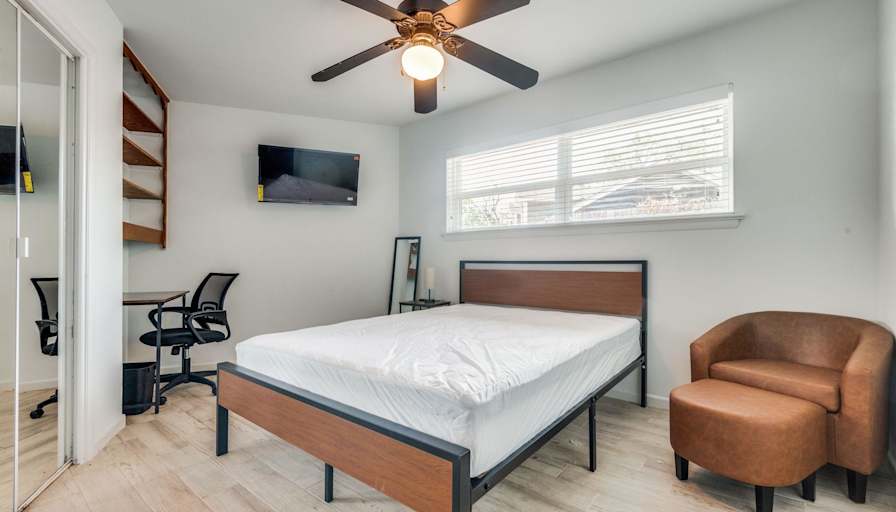 PadSplit's room