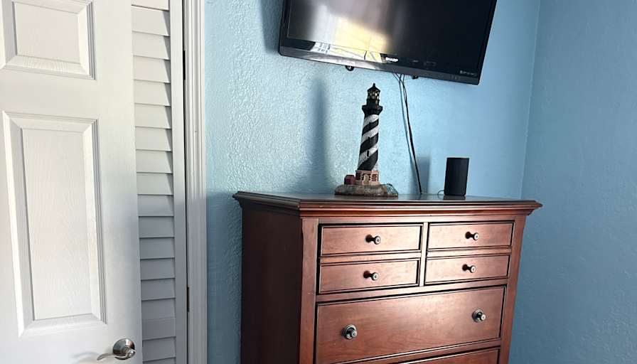 Mark's room