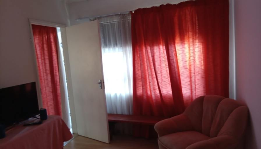 RE's room
