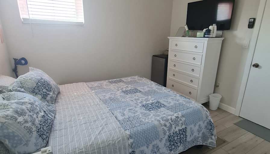Julia zuniga's room