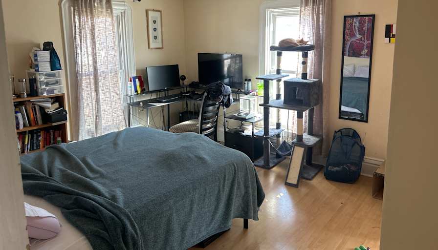 Eric's room