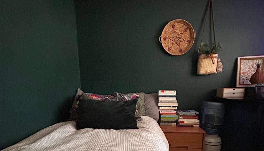 Elisa's room