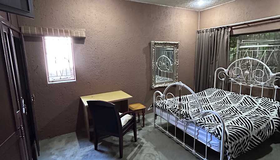 Gennaro's room