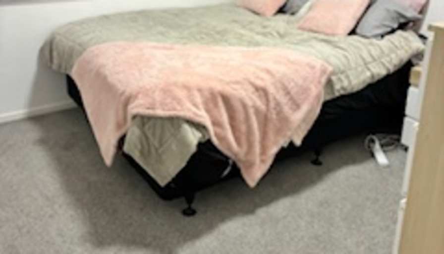 Del's room