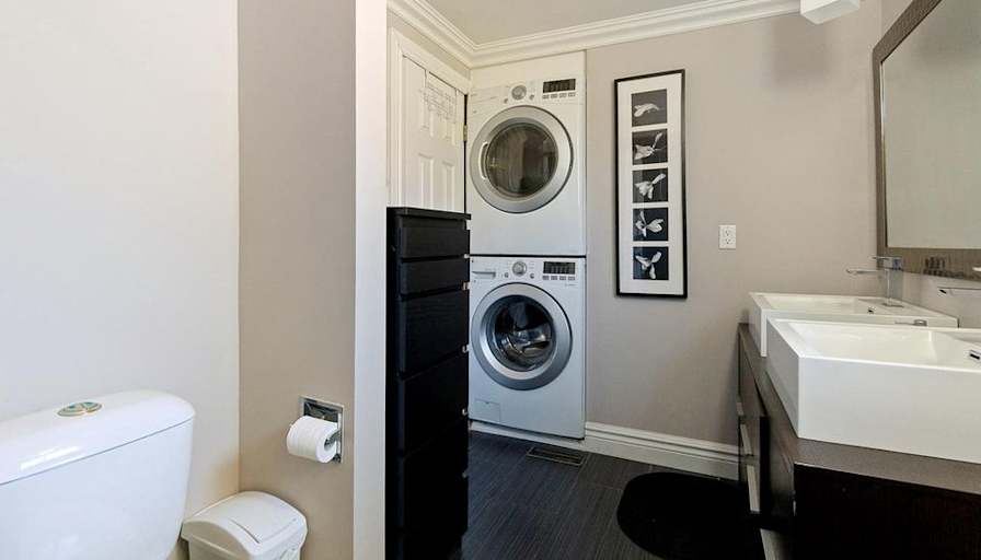 Gerardo Quintero's room