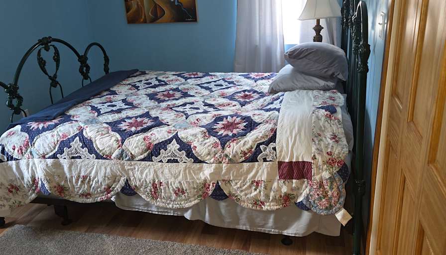 Susan Thorsteinson's room