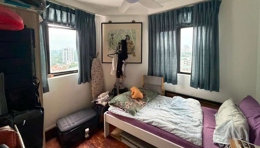 Stephanie Liu's room