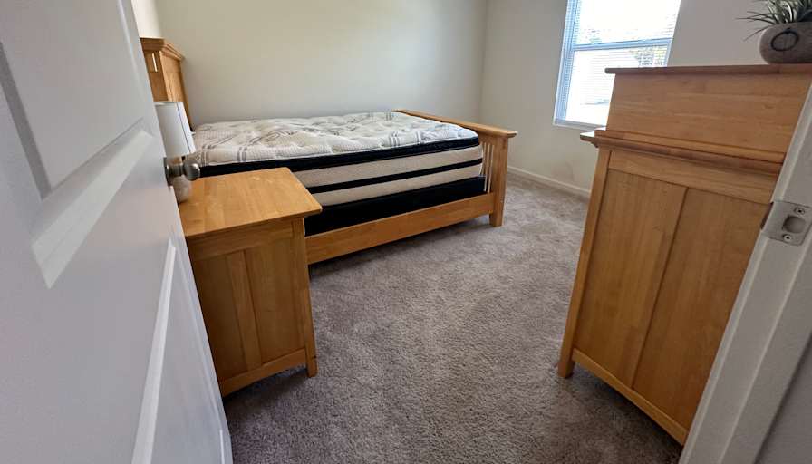 Alysa's room