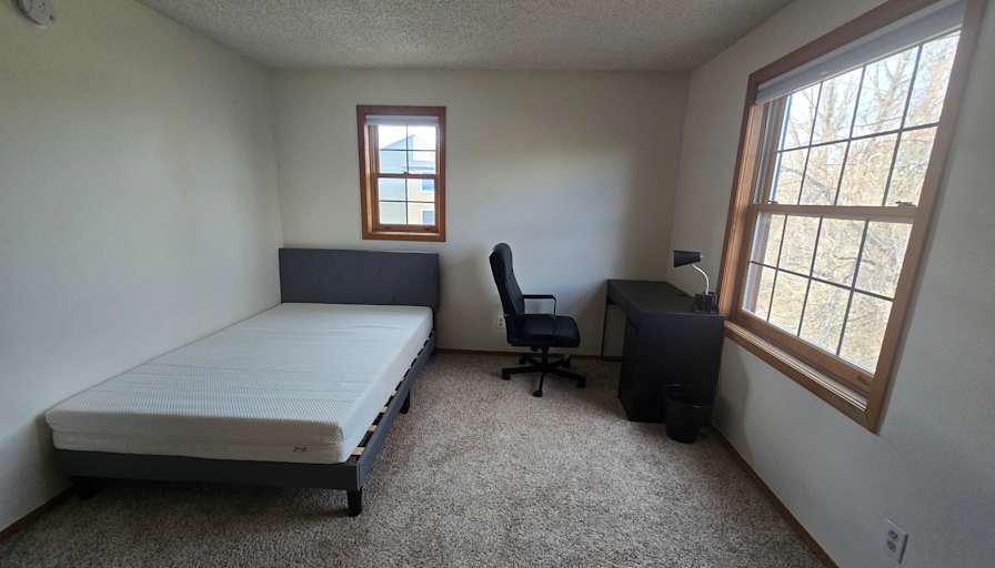 Alexandre Do's room