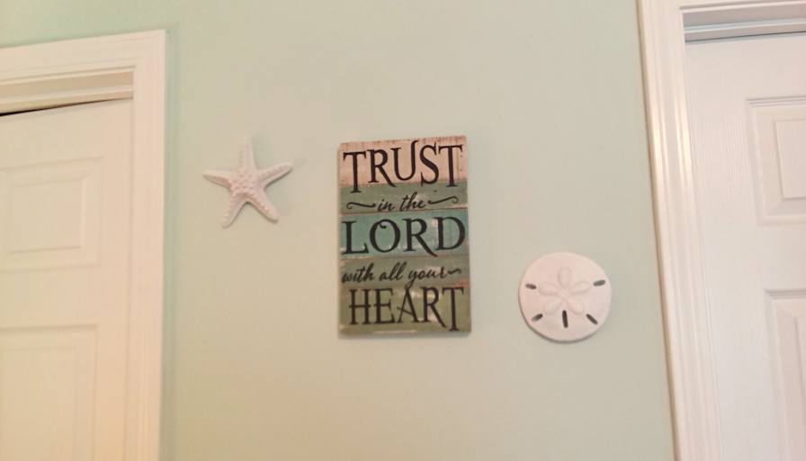 Evelyn's room