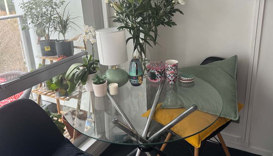 Caz's room