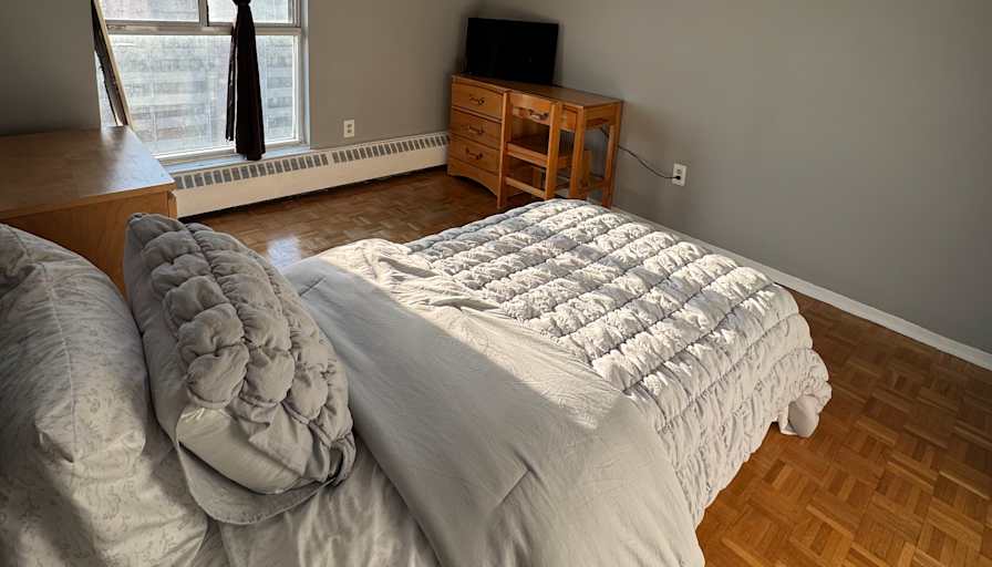 Sergio's room
