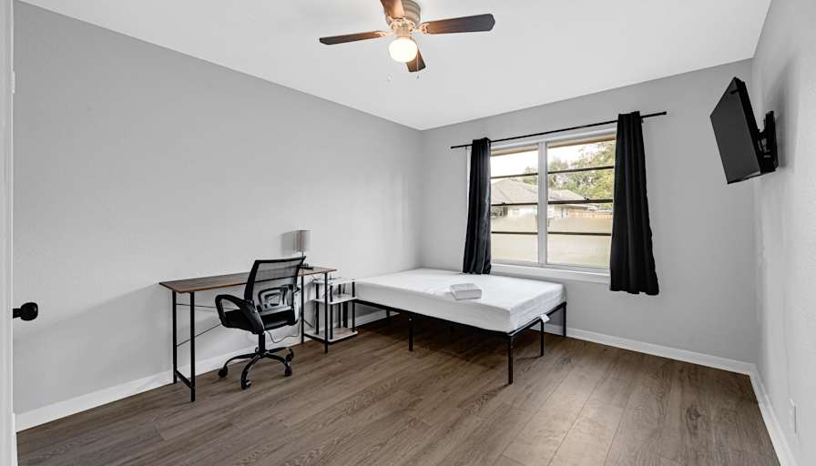 PadSplit's room