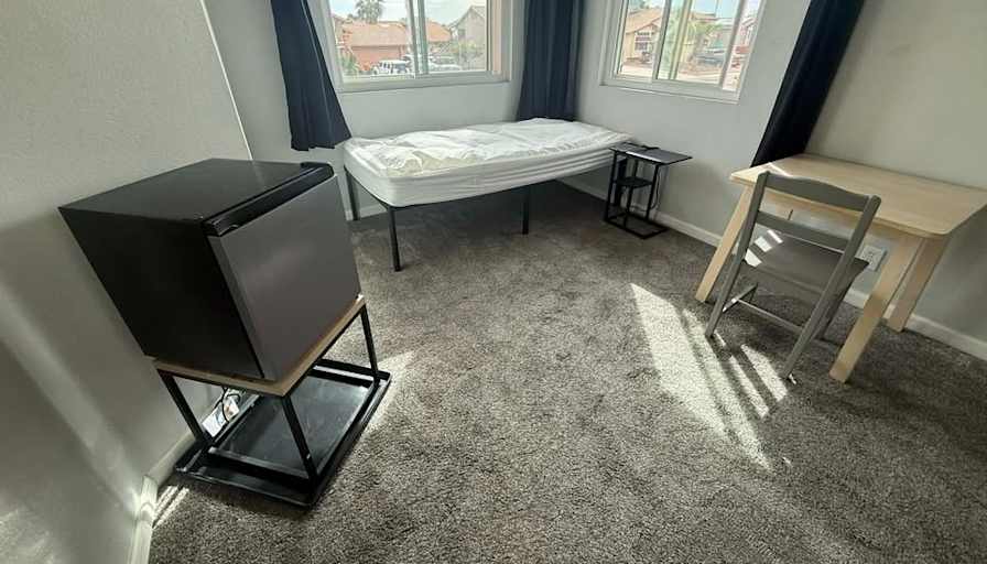 Andrea's room