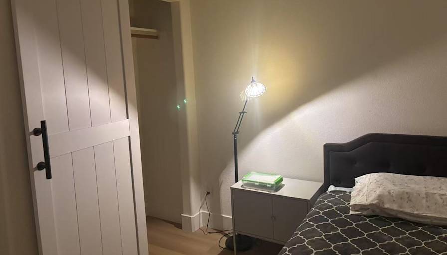 Helen Sam's room