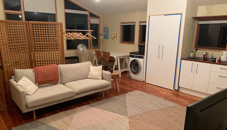 Simon's room