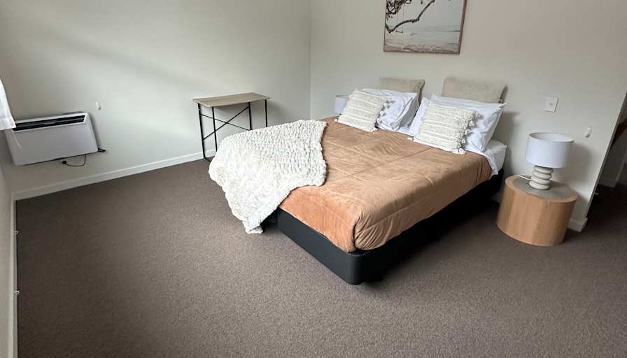 Linda A.'s room