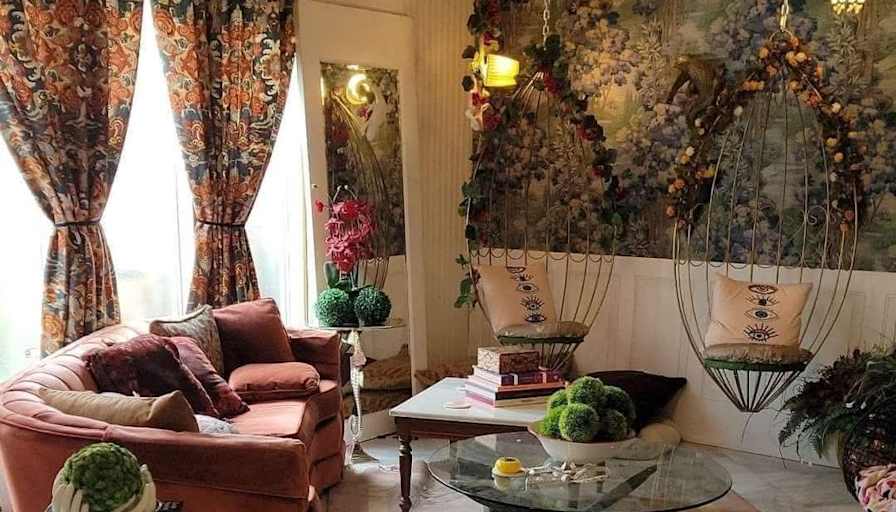 Truly's room