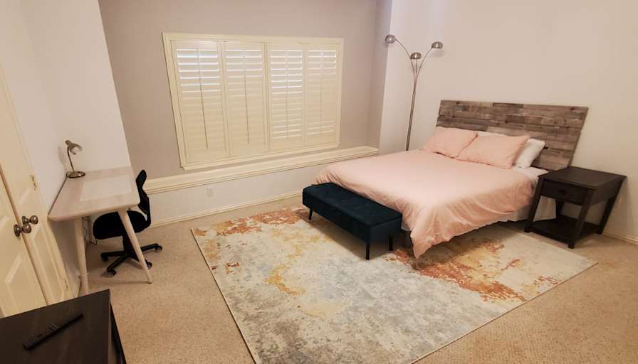 Manuel's room