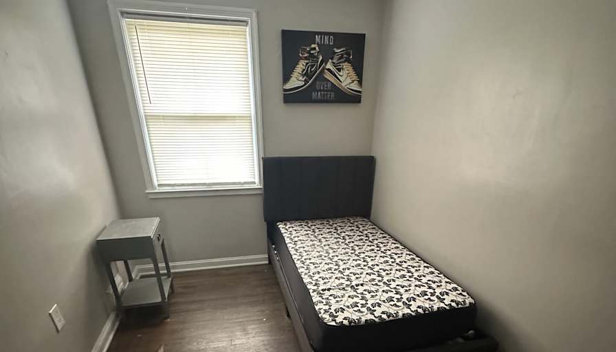 Destiny's room