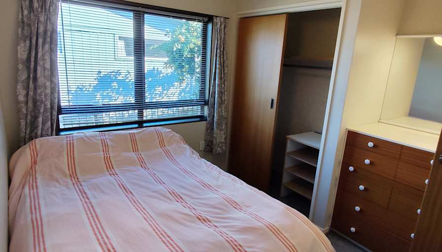 Jose's room
