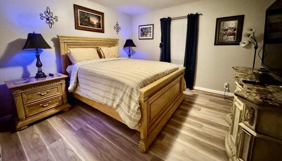 Dejuan's room