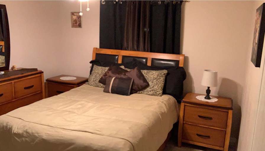 Silvia's room