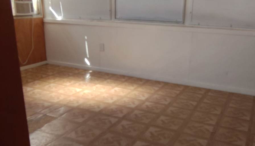 Gkru's room