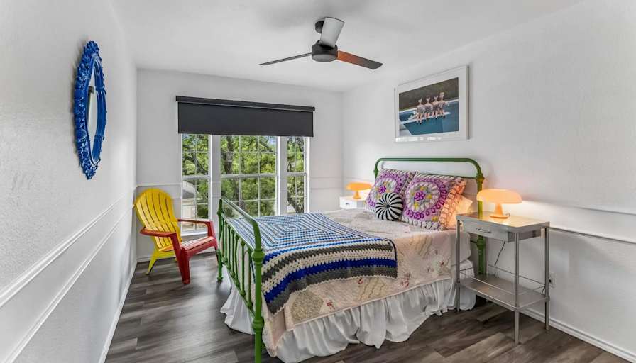 Elanor's room