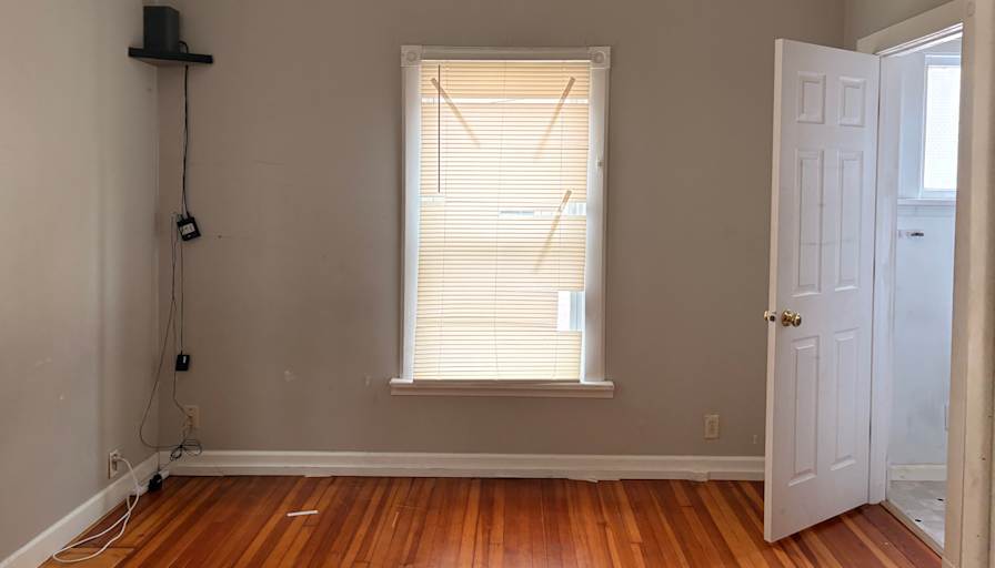 Delena's room
