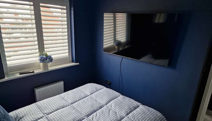 Tony's room