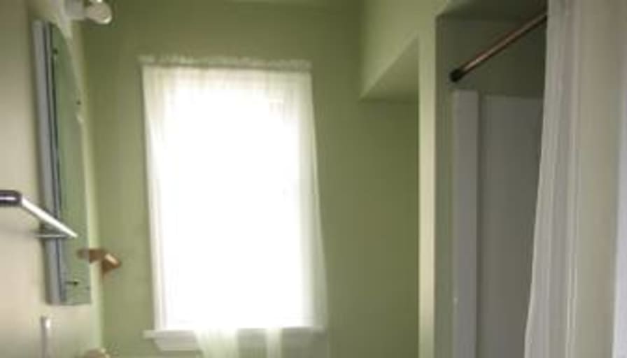 Rey's room