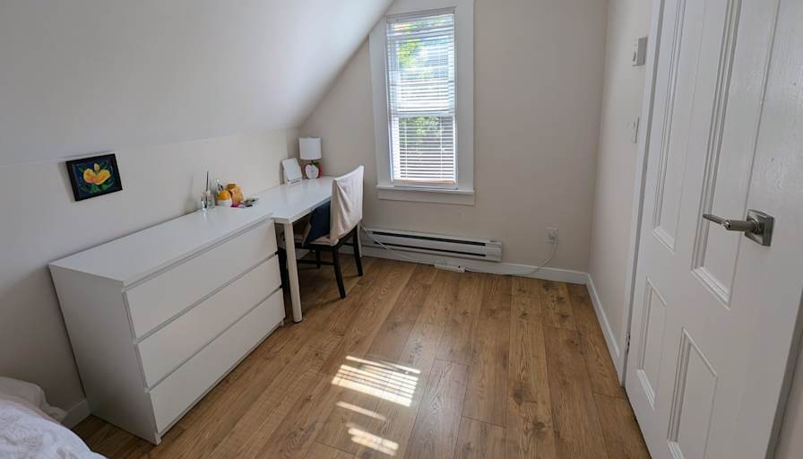 Summer's room