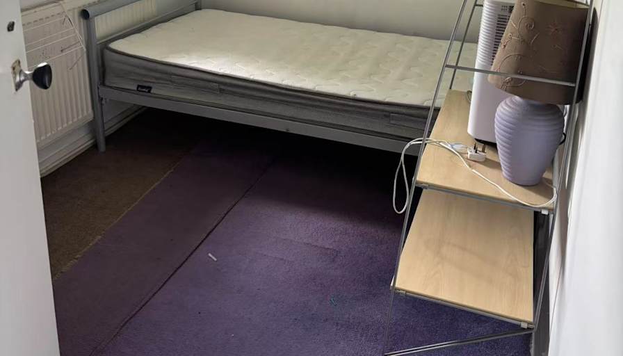 Anna's room