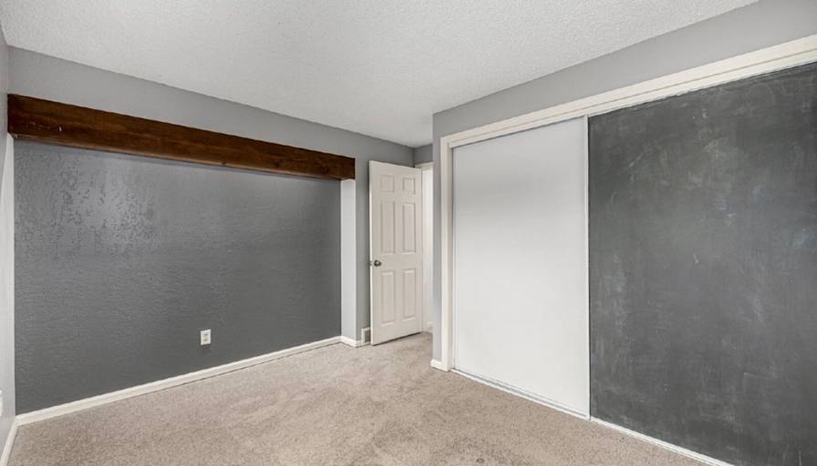 Layn's room
