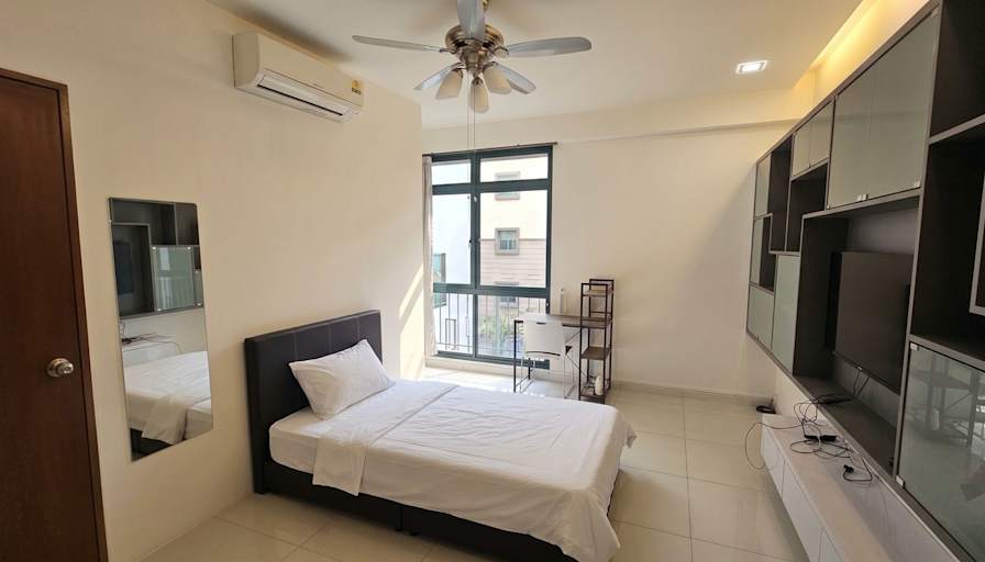 Chupi's room