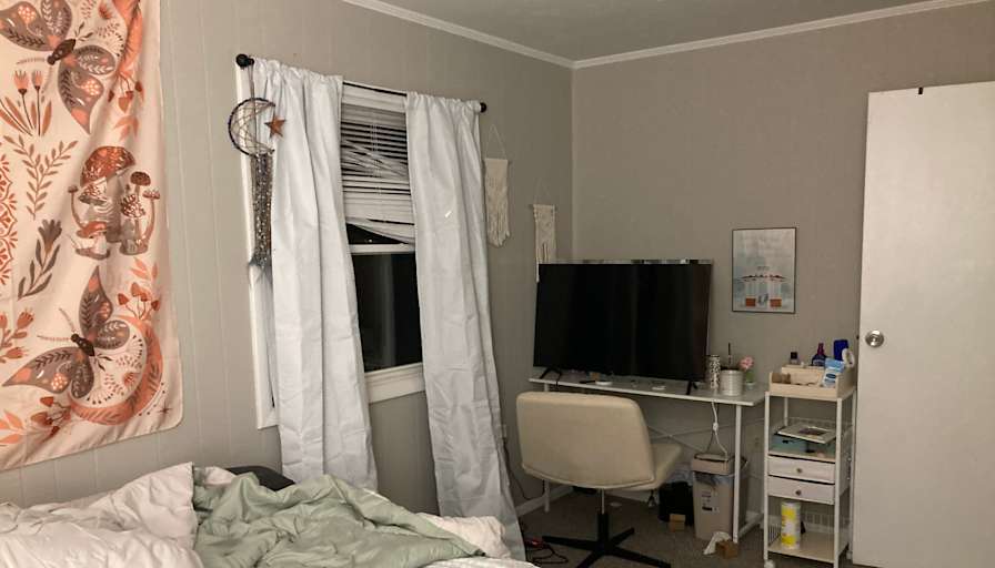 Sim's room