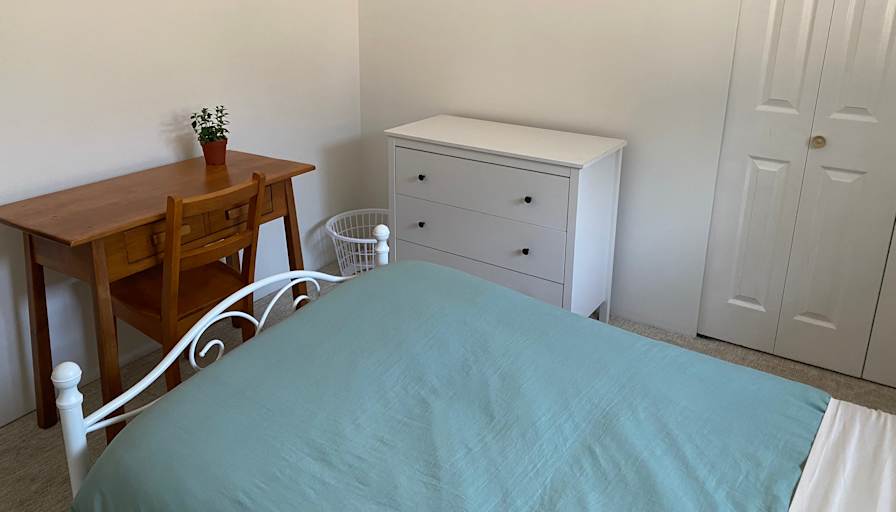 Naomi's room