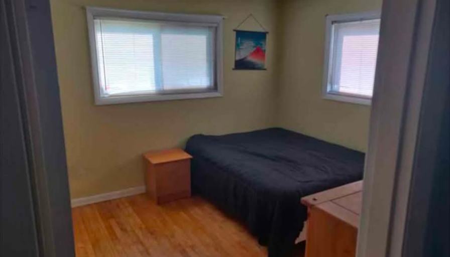 Tree's room